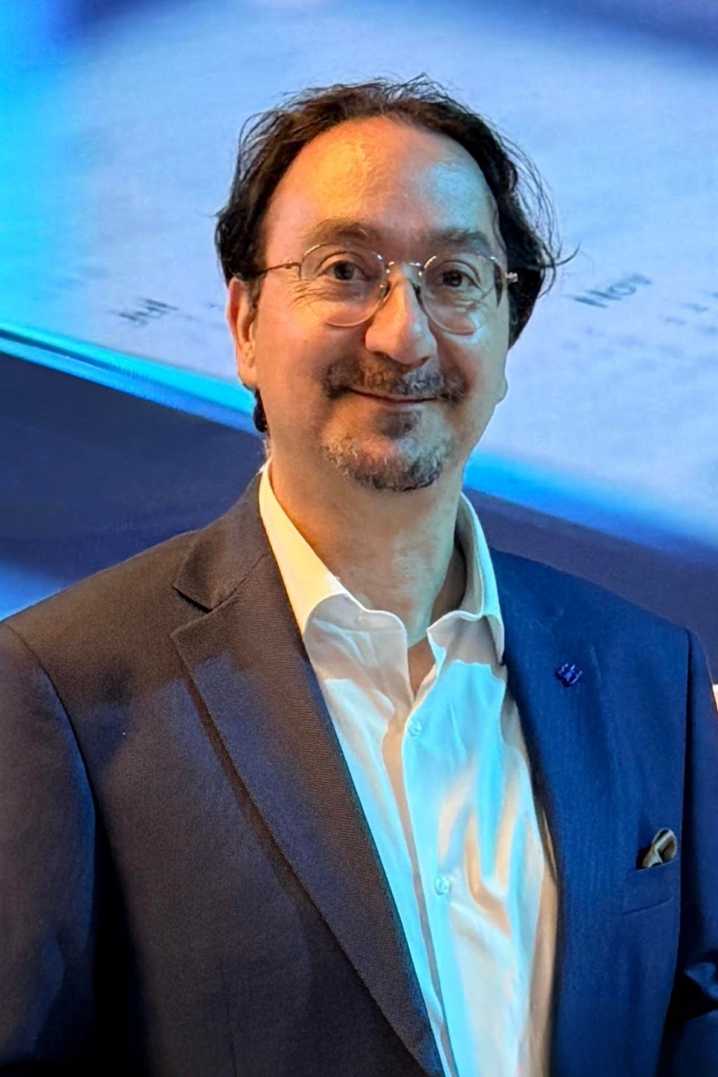 Kostas Konstantinidis
